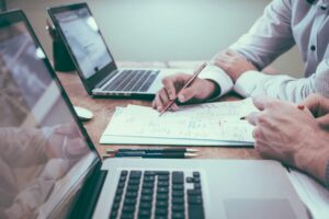 empresas - ejecutivos - trabajo